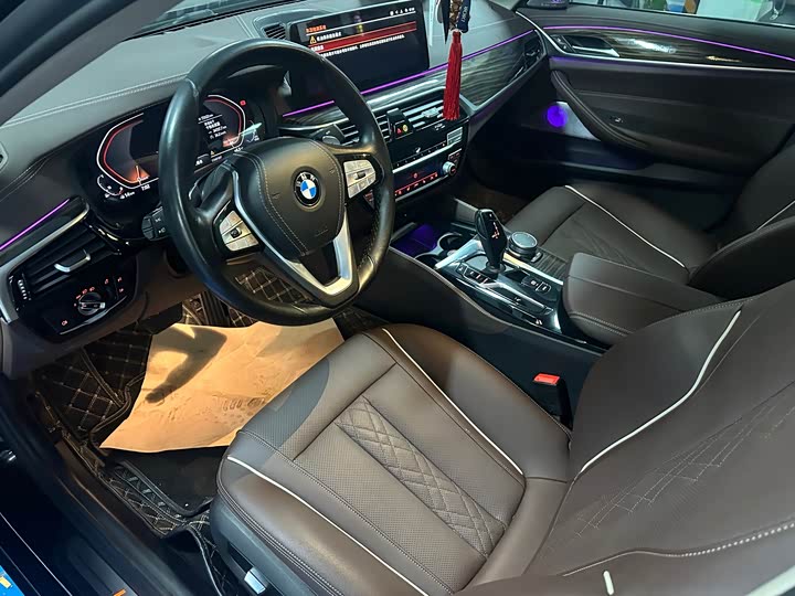 Фото 4 - BMW 5 Series