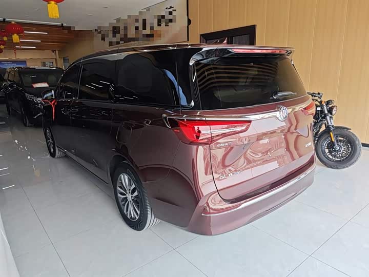 Фото 5 - Buick GL8 ES