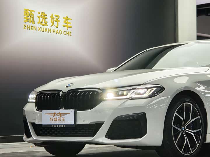 Фото 1 - BMW 5 Series