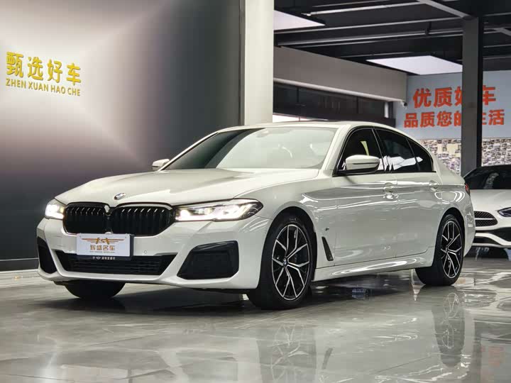 Фото 2 - BMW 5 Series