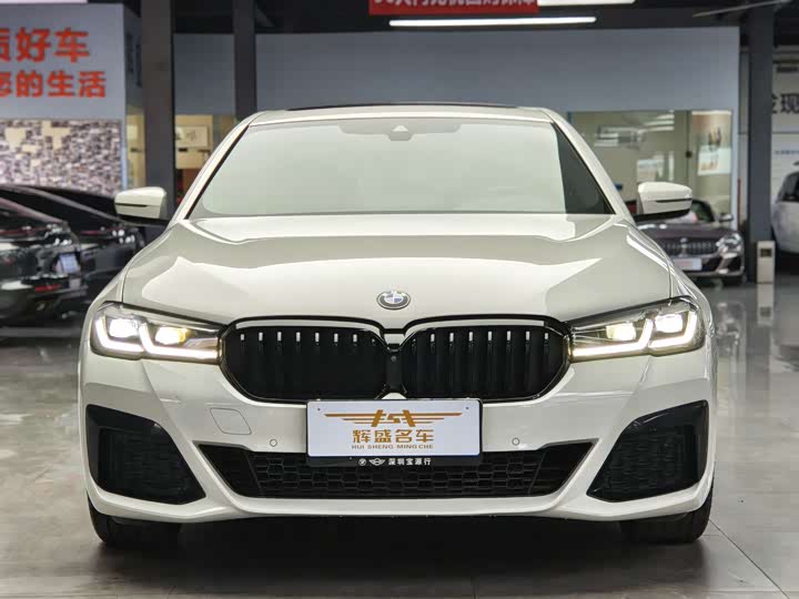 Фото 3 - BMW 5 Series