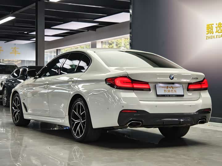 Фото 6 - BMW 5 Series