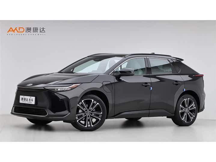 Фото 1 - Toyota bZ4X