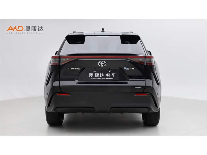 Фото 4 - Toyota bZ4X