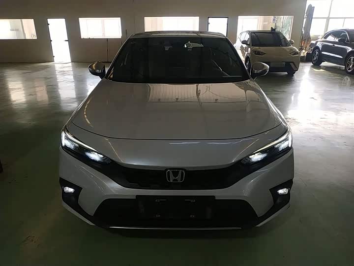 Фото 3 - Honda Civic