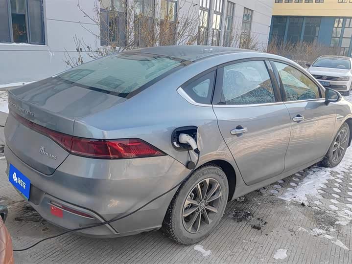 Фото 3 - BYD Qin Plus