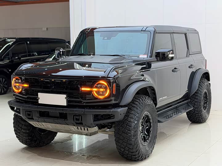 Фото 2 - Ford Bronco