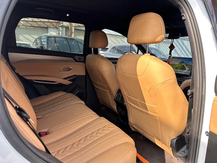 Фото 5 - BYD Song L DM-i Hybrid