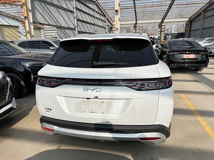 Фото 9 - BYD Song L DM-i Hybrid