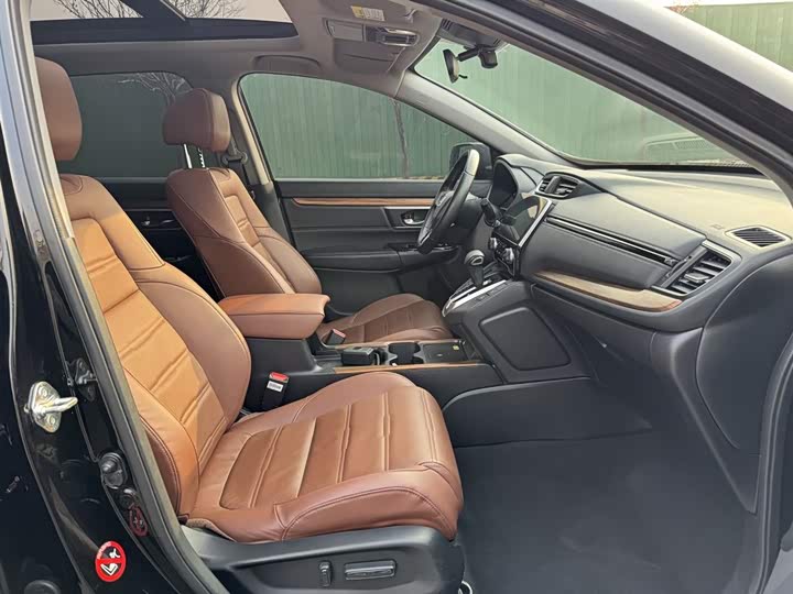 Фото 6 - Honda CR-V