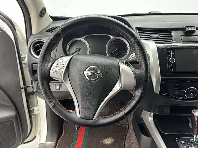 Фото 9 - Nissan Terra