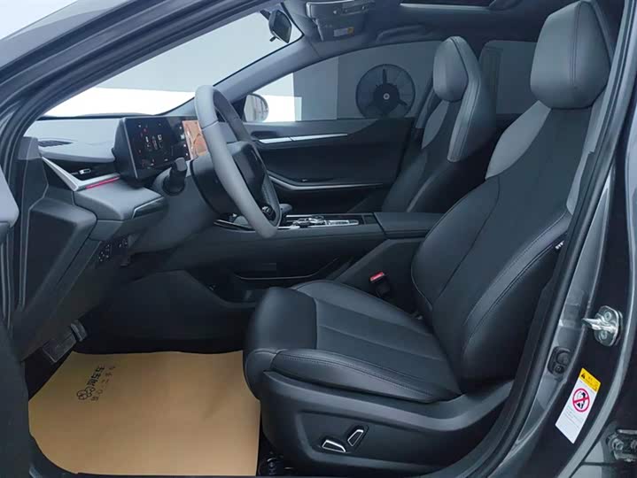 Фото 9 - Changan Raeton Plus