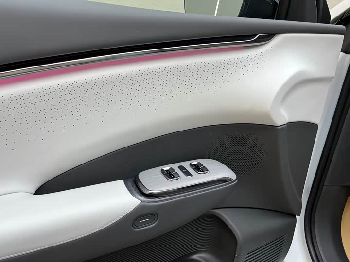 Фото 4 - XPeng G7