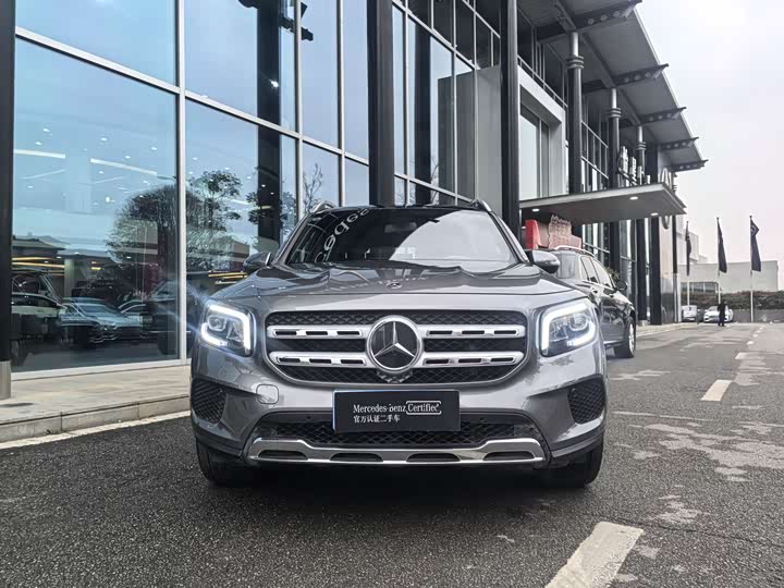 Фото 2 - Mercedes-Benz GLB-Class