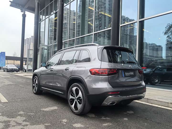 Фото 8 - Mercedes-Benz GLB-Class