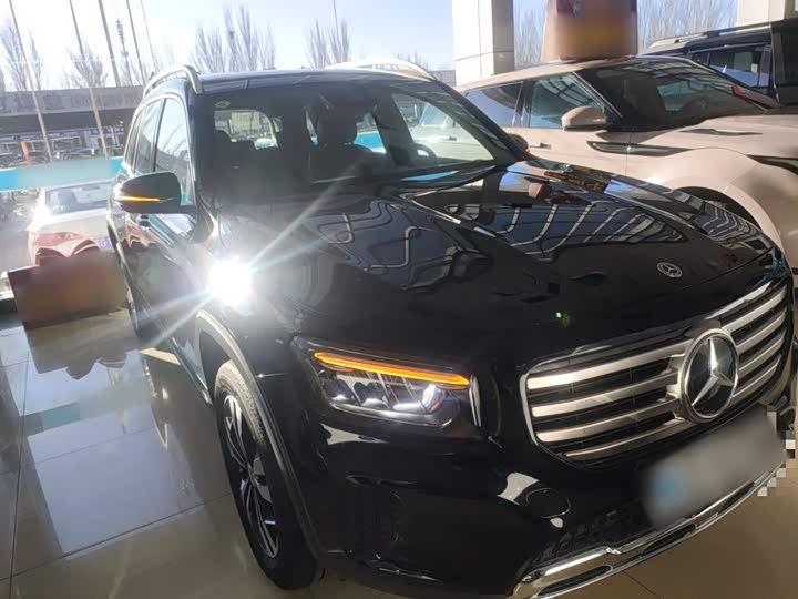 Фото 4 - Mercedes-Benz GLB-Class