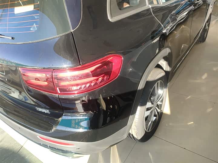 Фото 8 - Mercedes-Benz GLB-Class