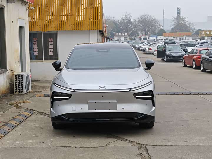 Фото 2 - XPeng G7