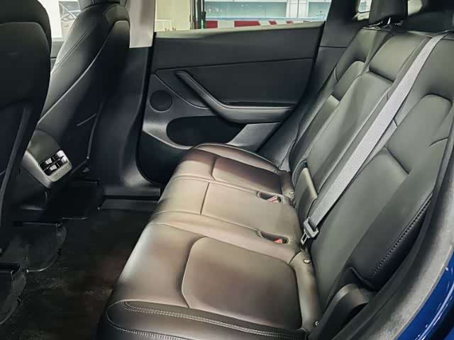 Фото 8 - Tesla Model Y