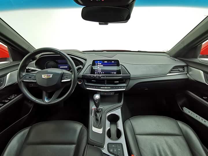 Фото 5 - Cadillac CT4