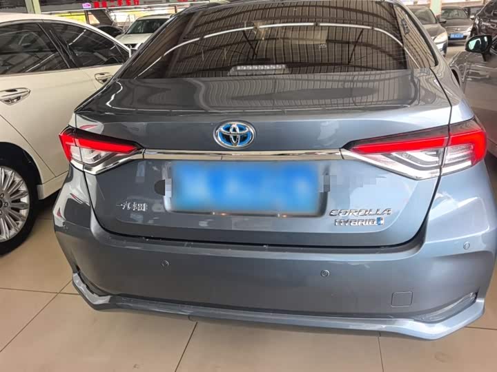 Фото 6 - Toyota Corolla