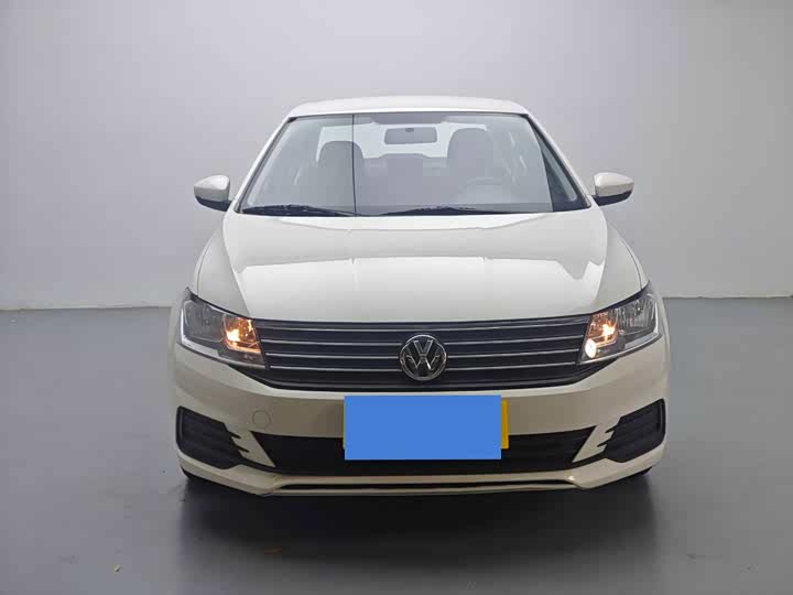 Фото 2 - Volkswagen Lavida