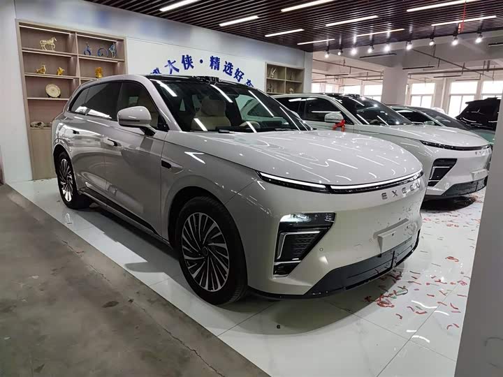 Фото 4 - Exeed Sterra ET