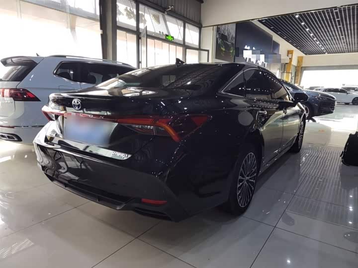 Фото 7 - Toyota Avalon