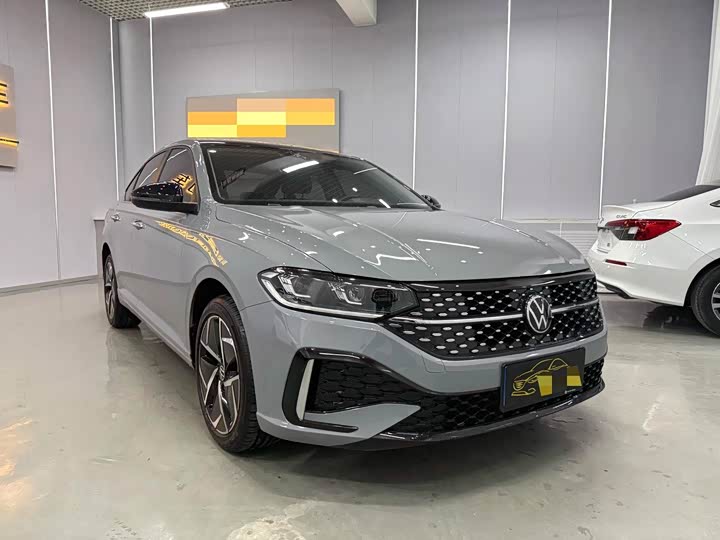 Фото 2 - Volkswagen Lavida