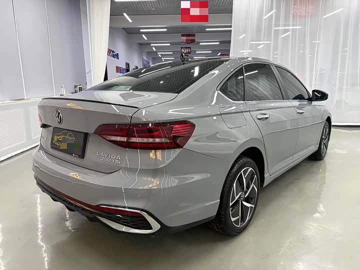 Фото 6 - Volkswagen Lavida