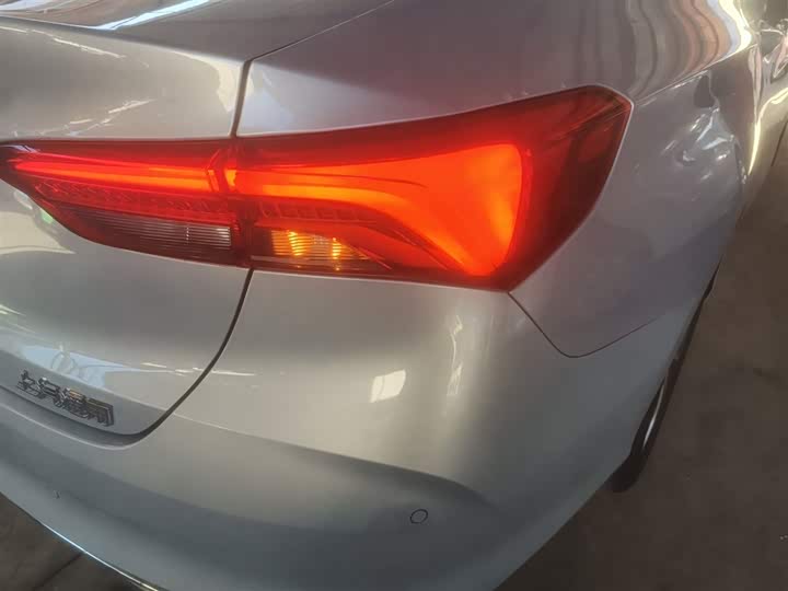 Фото 8 - Buick Verano