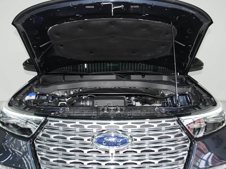 Фото 7 - Ford Explorer