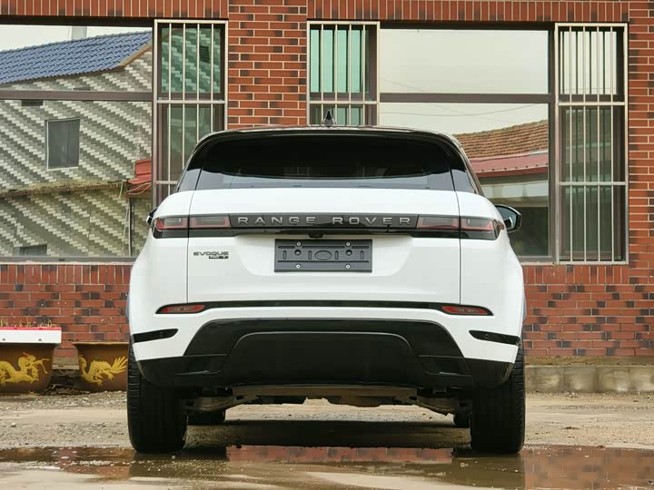 Фото 8 - Land Rover Range Rover Evoque L