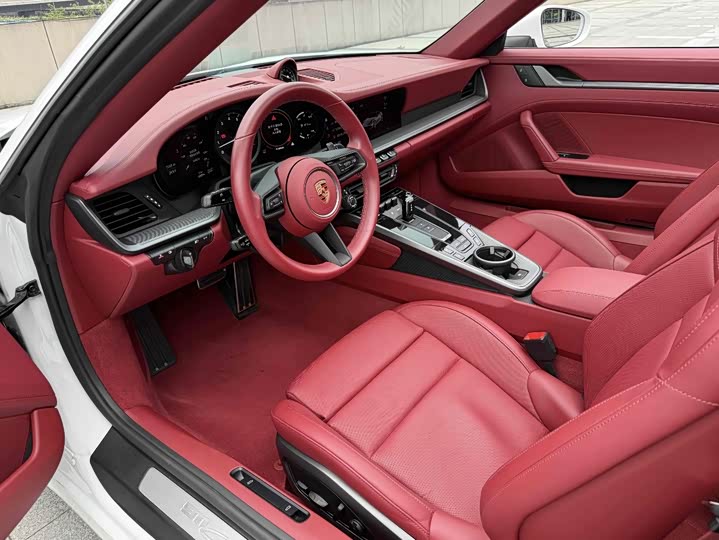 Фото 3 - Porsche 911