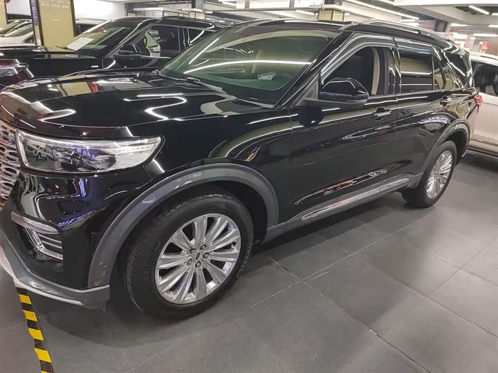 Фото 5 - Ford Explorer