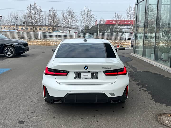 Фото 2 - BMW 3 Series