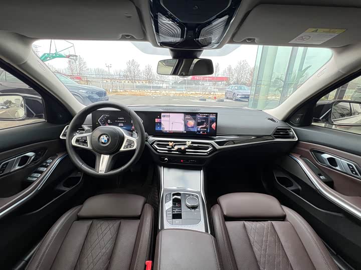 Фото 8 - BMW 3 Series