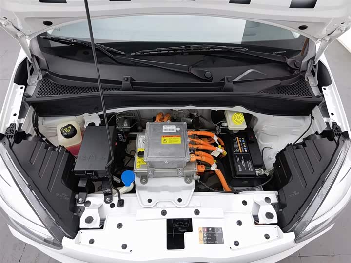 Фото 6 - Roewe Clever