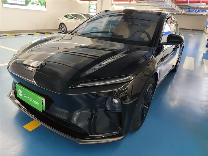 Фото 2 - Nio ET5T