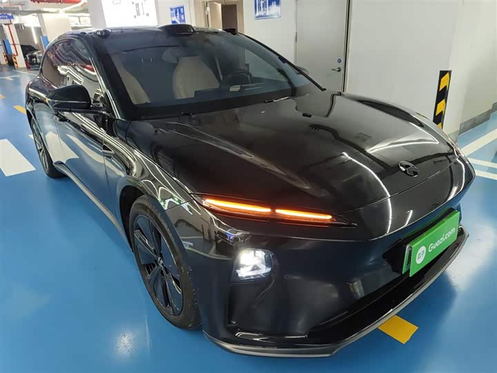 Фото 4 - Nio ET5T