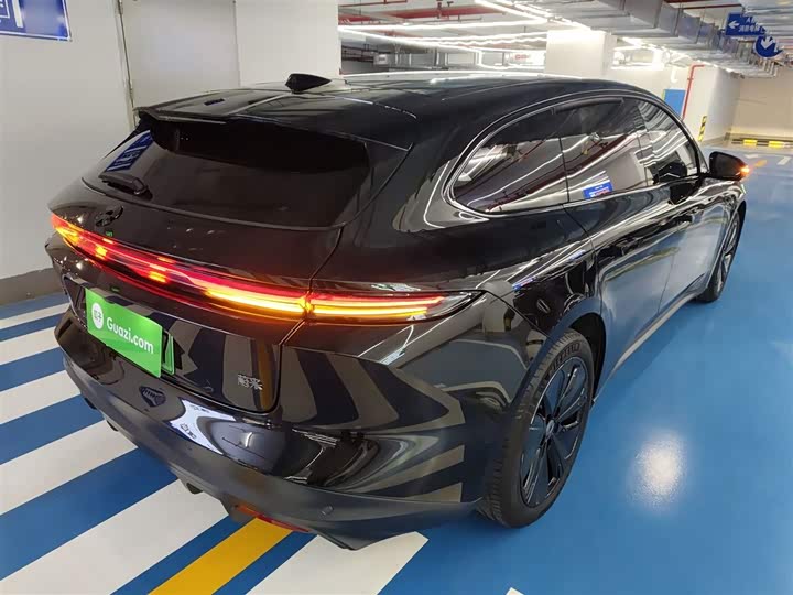 Фото 7 - Nio ET5T