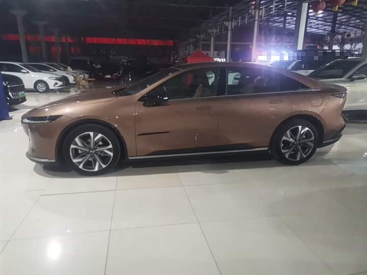 Фото 5 - Mazda EZ-6