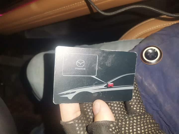 Фото 9 - Mazda EZ-6