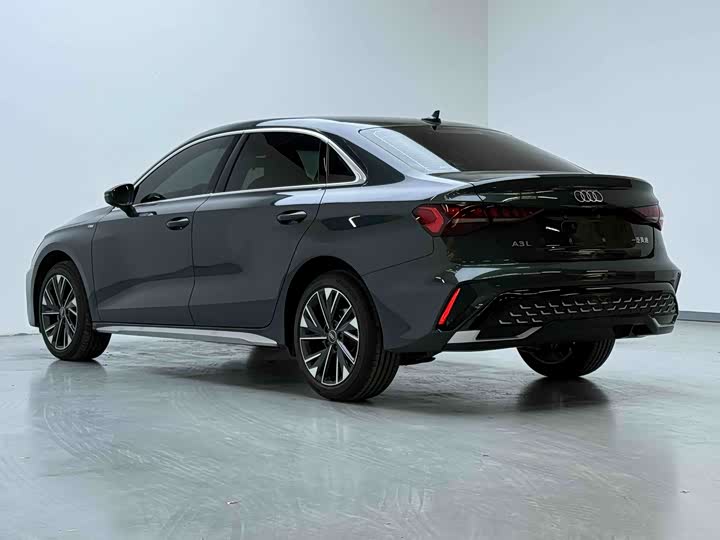 Фото 8 - Audi A3