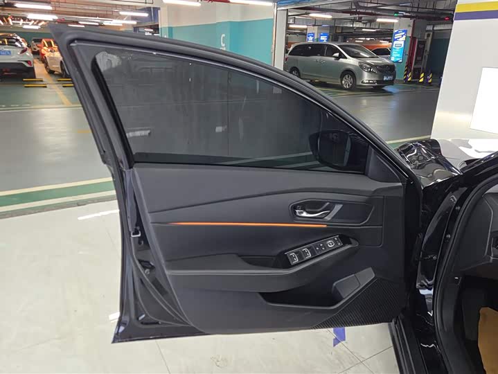 Фото 7 - Honda Accord