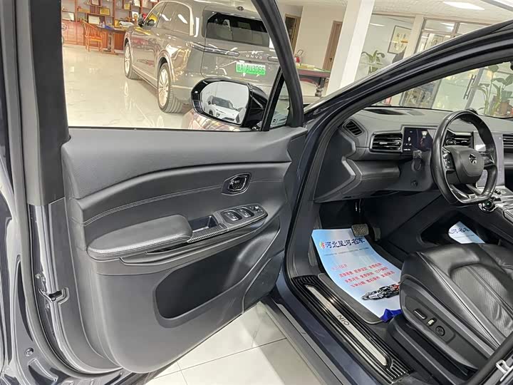 Фото 9 - Nio ES6