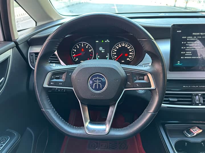 Фото 9 - BYD Song Max