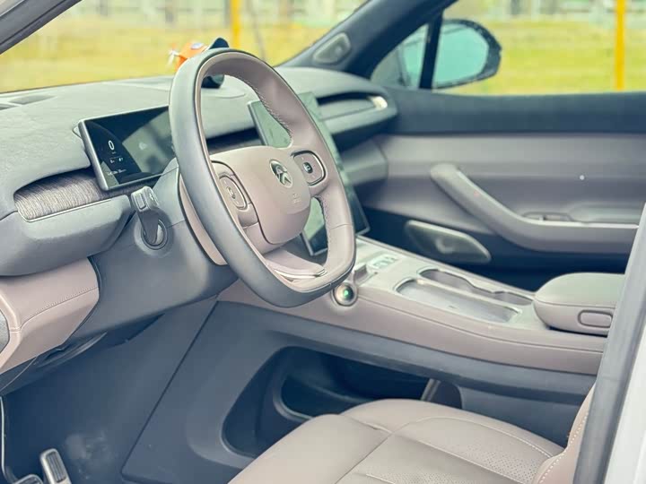 Фото 7 - Nio ES7