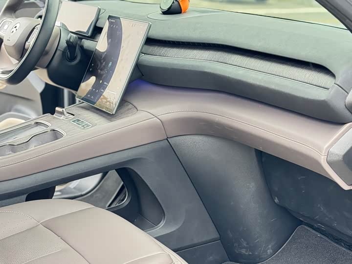 Фото 8 - Nio ES7