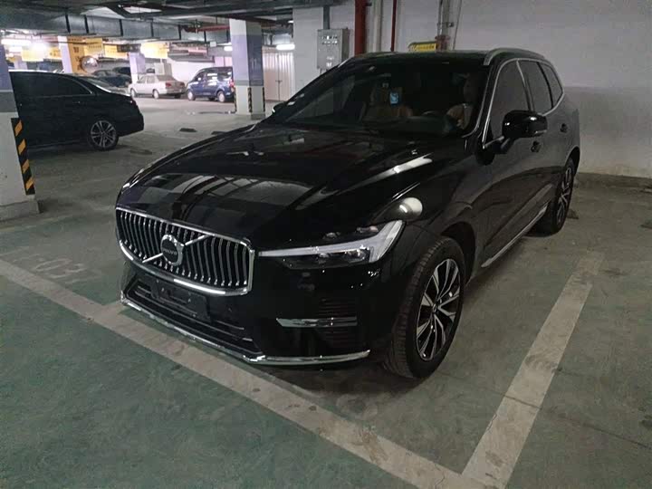 Фото 2 - Volvo XC60